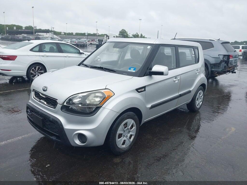 KNDJT2A58D7488452 2013 KIA SOUL photo no. 2