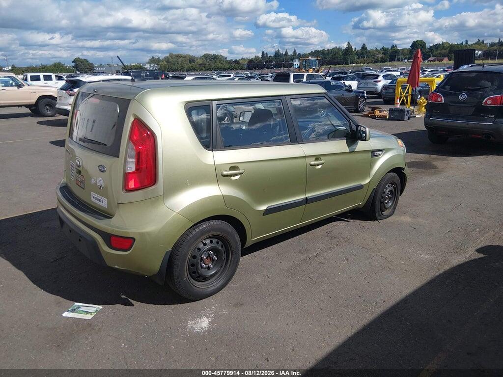 KNDJT2A53D7617245 2013 KIA SOUL photo no. 4