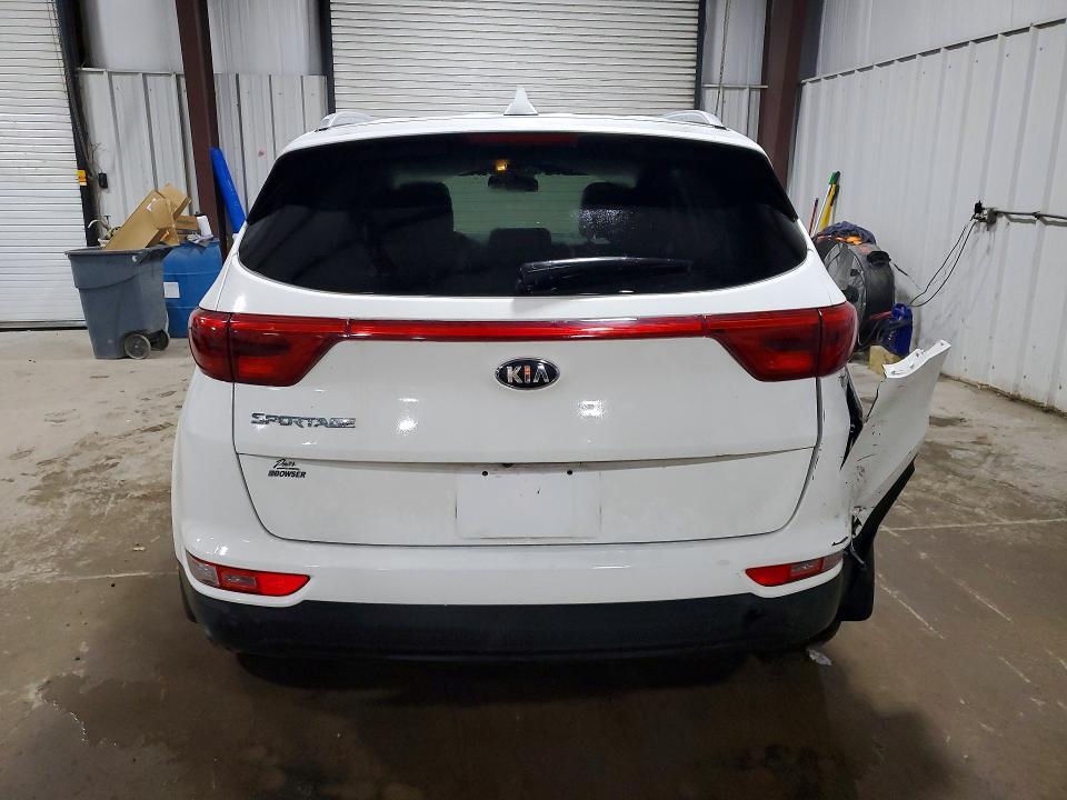 KNDPMCAC0H7244540 2017 KIA SPORTAGE photo no. 6