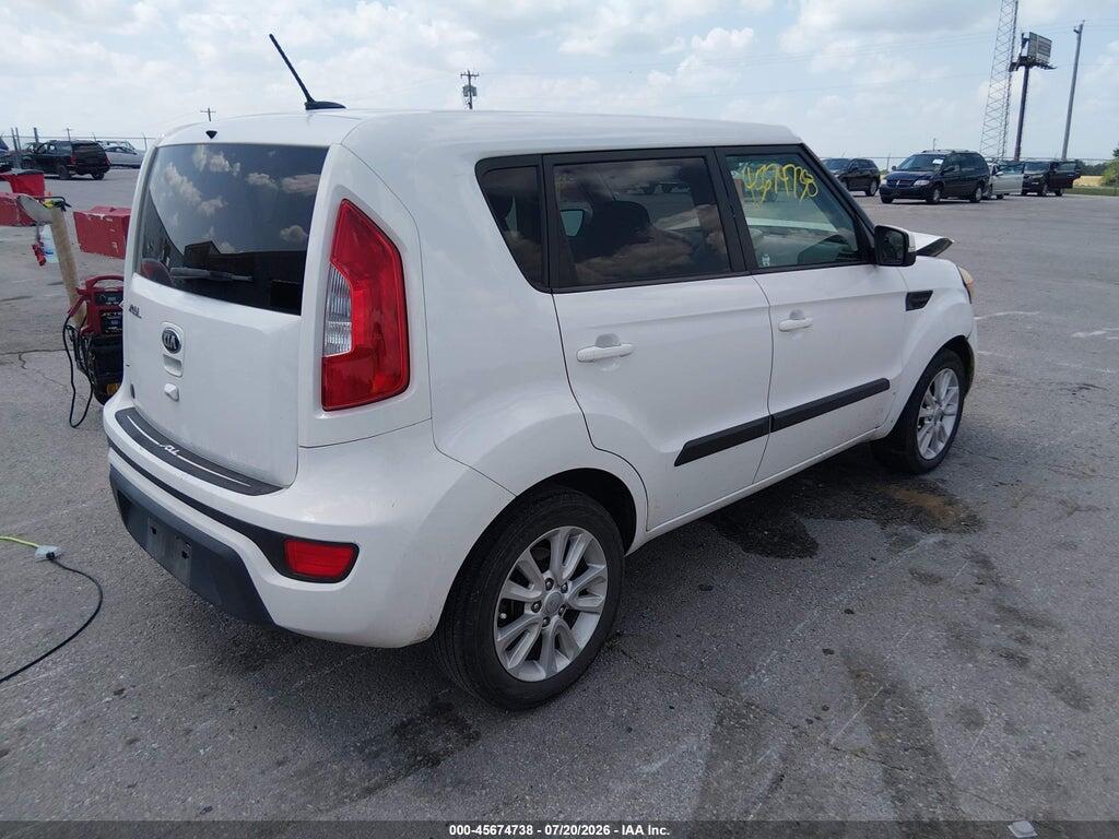 KNDJT2A6XD7504580 2013 KIA SOUL photo no. 4