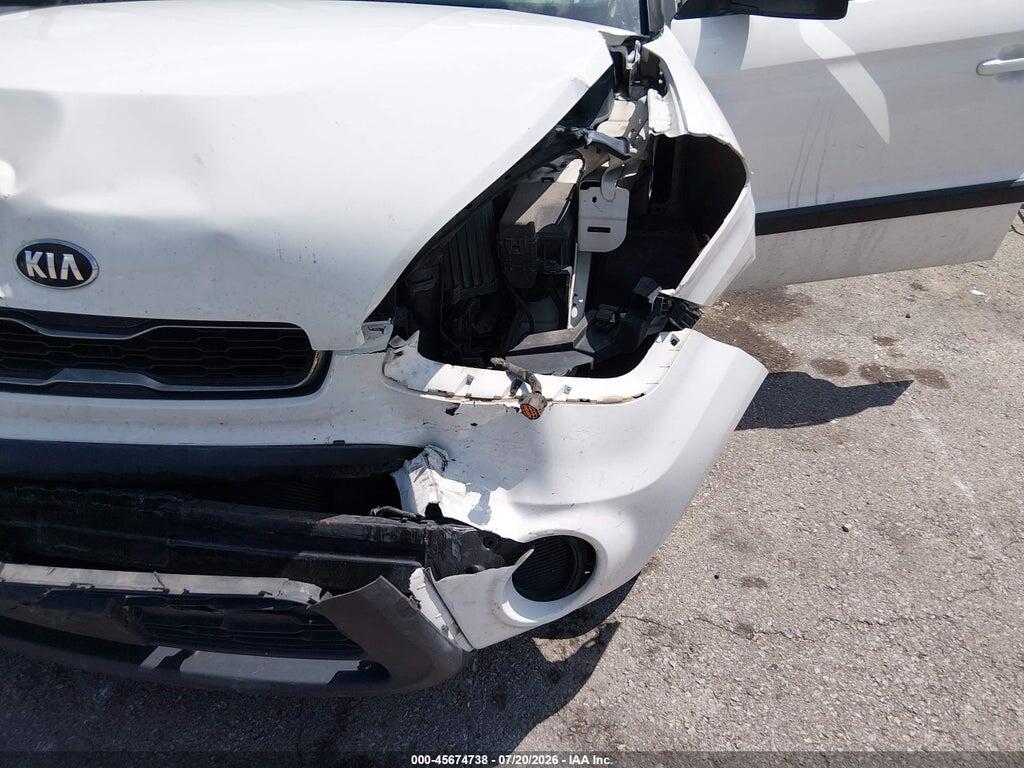 KNDJT2A6XD7504580 2013 KIA SOUL photo no. 6