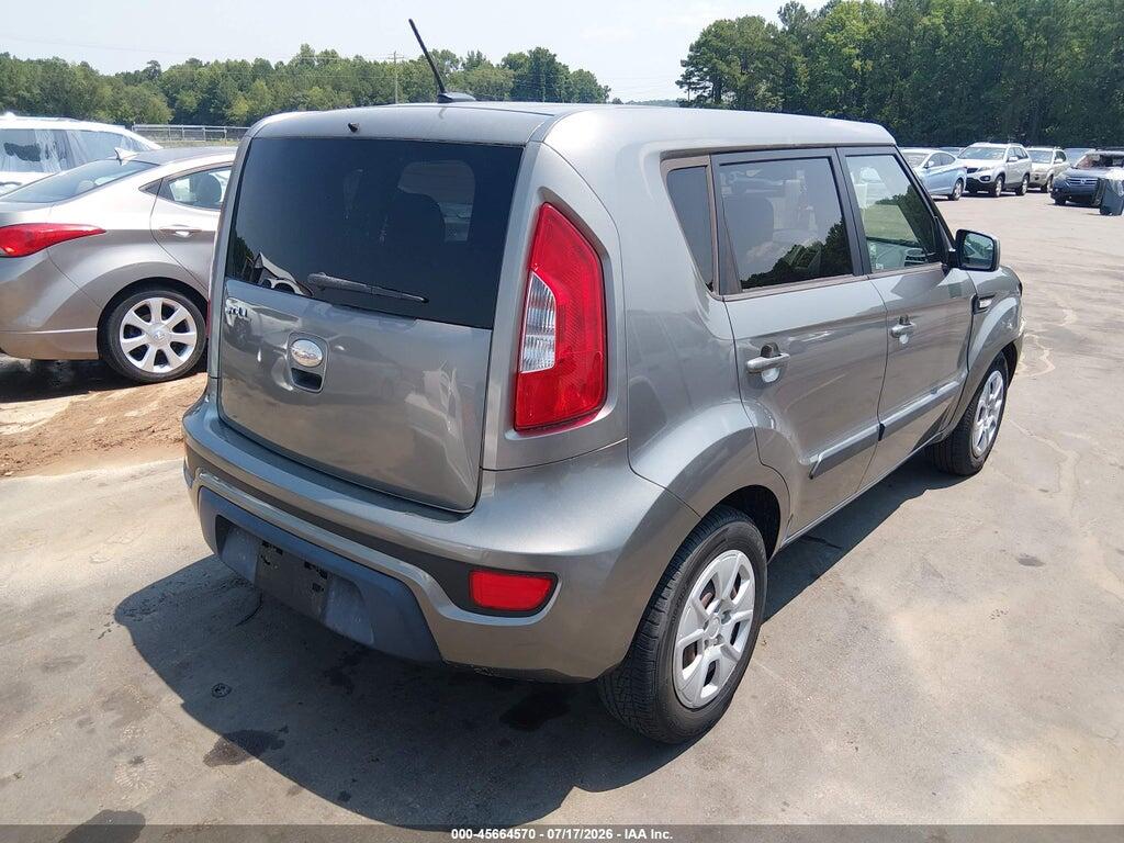 KNDJT2A53D7636524 2013 KIA SOUL photo no. 4