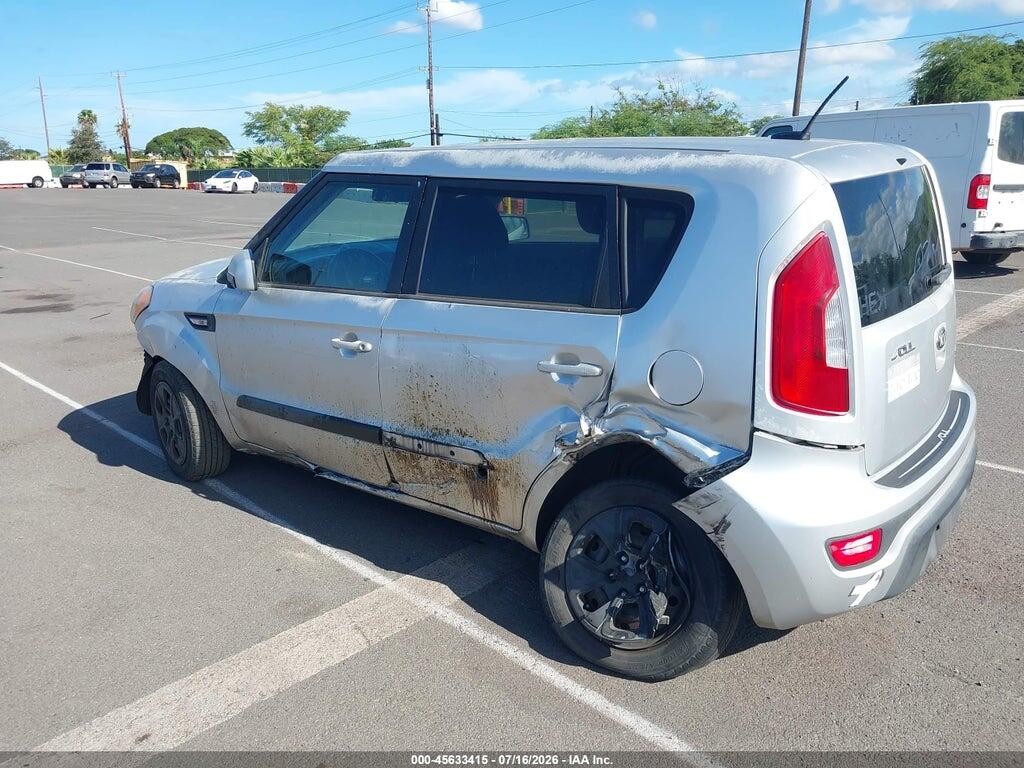 KNDJT2A51D7510291 2013 KIA SOUL photo no. 3