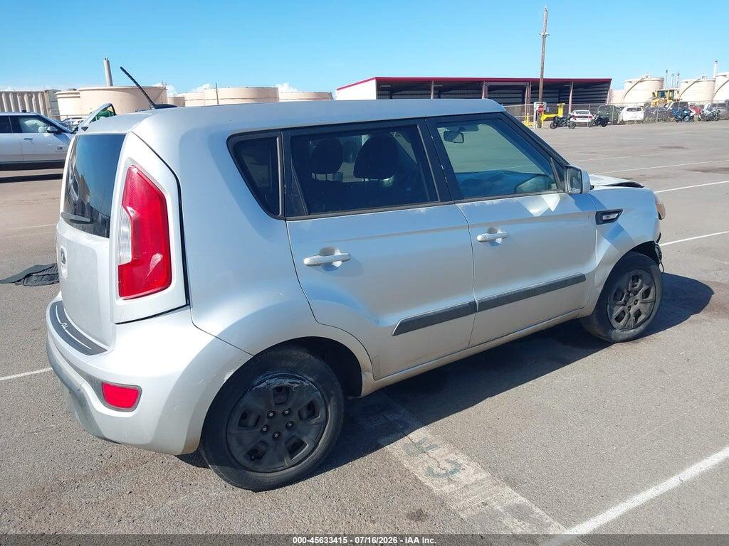KNDJT2A51D7510291 2013 KIA SOUL photo no. 4