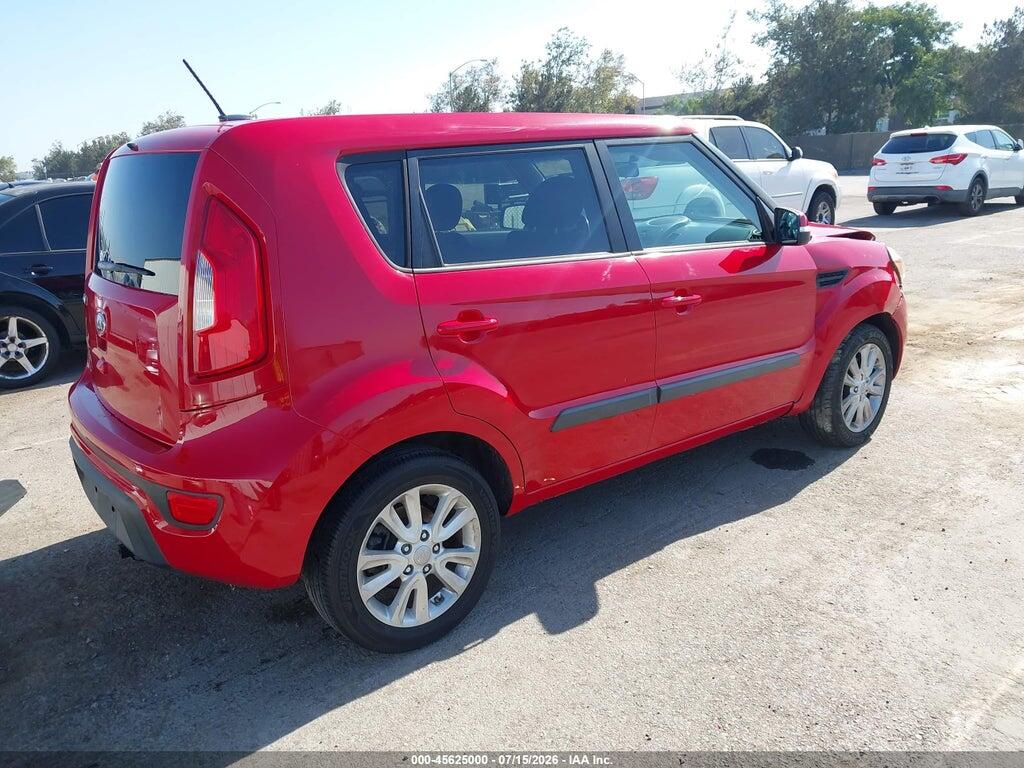KNDJT2A65D7558613 2013 KIA SOUL photo no. 4