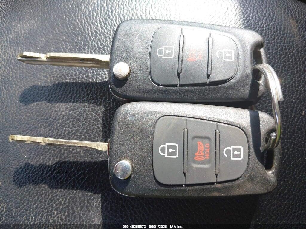 KNDJT2A66D7483145 2013 KIA SOUL photo no. 11