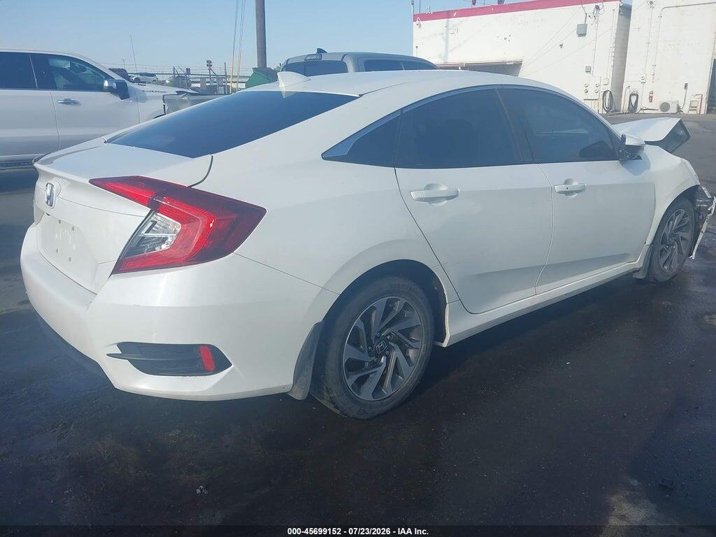 19XFC2F89JE017379 2018 HONDA CIVIC photo no. 4