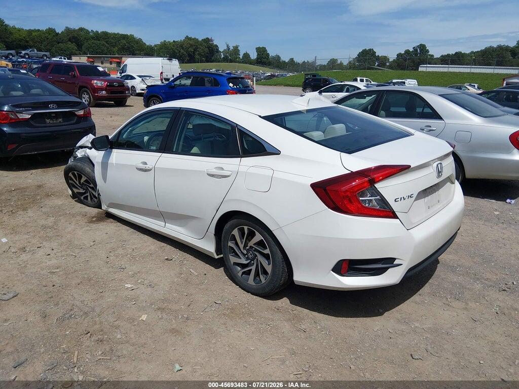 2HGFC2F70JH558155 2018 HONDA CIVIC photo no. 3