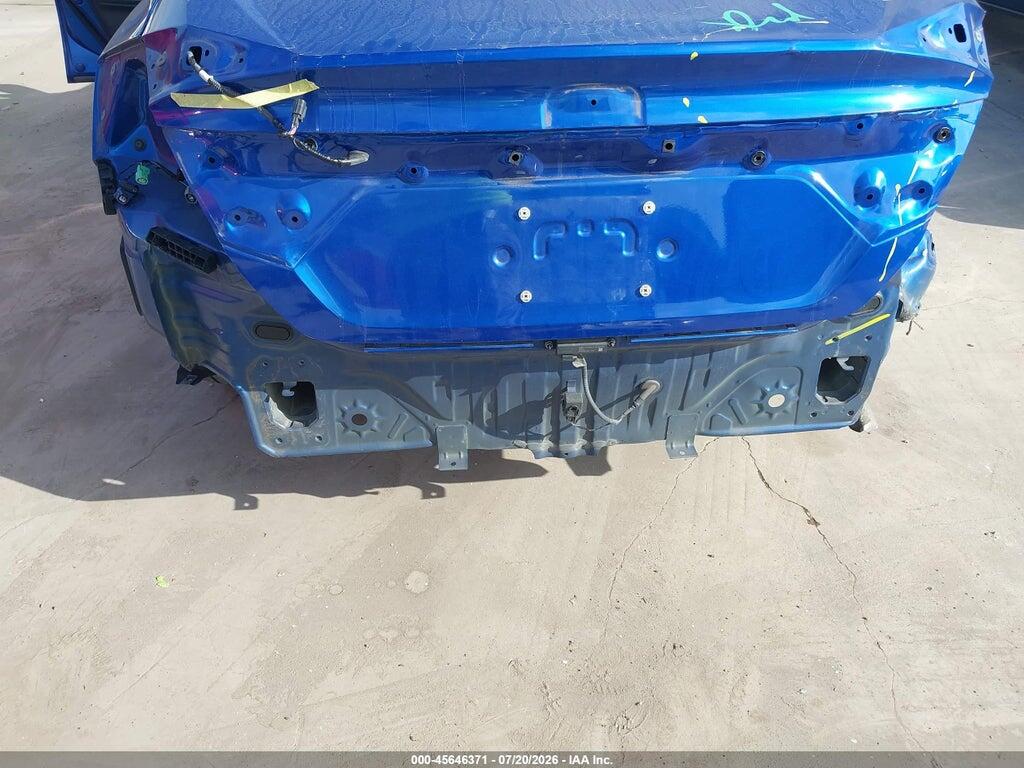 19XFC2F79JE021715 2018 HONDA CIVIC photo no. 6