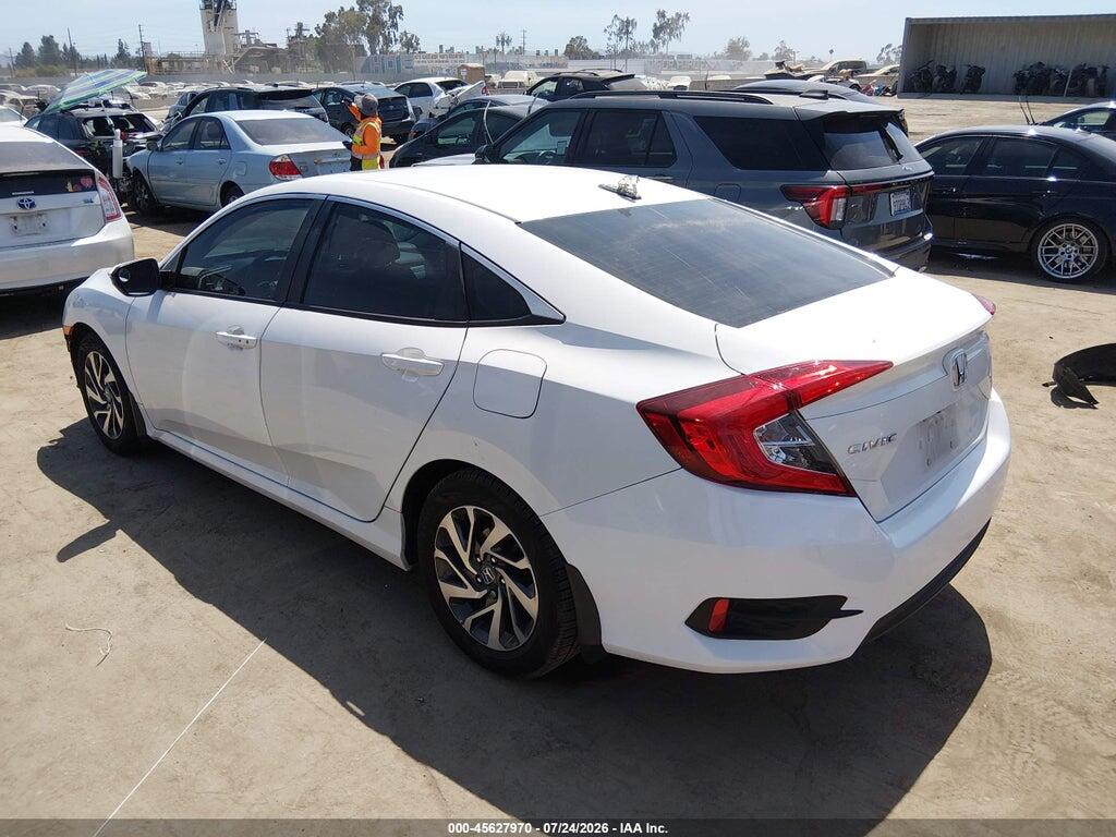 19XFC2F77JE206703 2018 HONDA CIVIC photo no. 3
