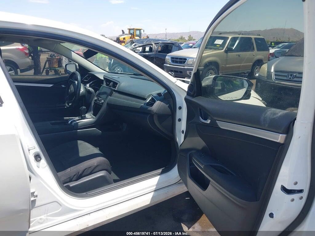 JHMFC1F37JX038776 2018 HONDA CIVIC photo no. 5