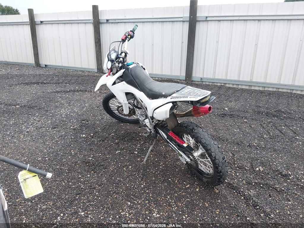 MLHMD4412K5200932 2019 HONDA CRF250 photo no. 3