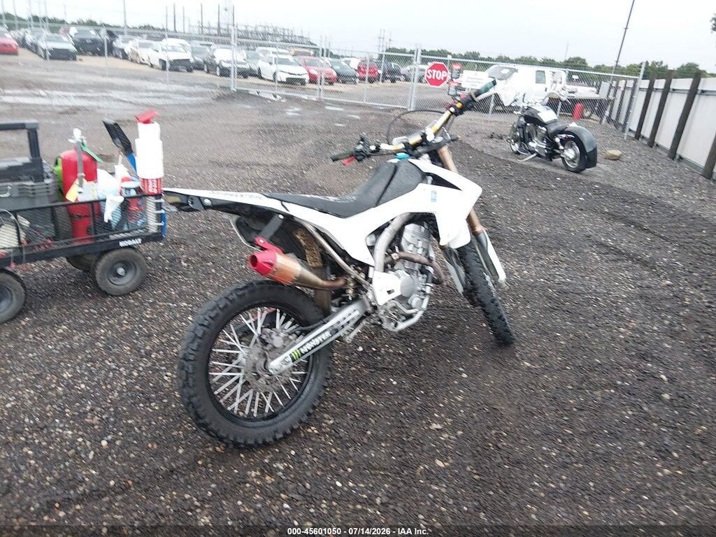 MLHMD4412K5200932 2019 HONDA CRF250 photo no. 4