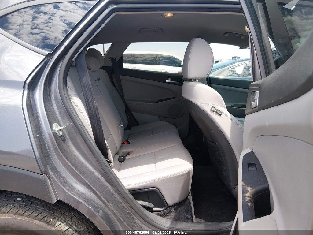 KM8J33A42LU261086 2020 HYUNDAI TUCSON photo no. 8
