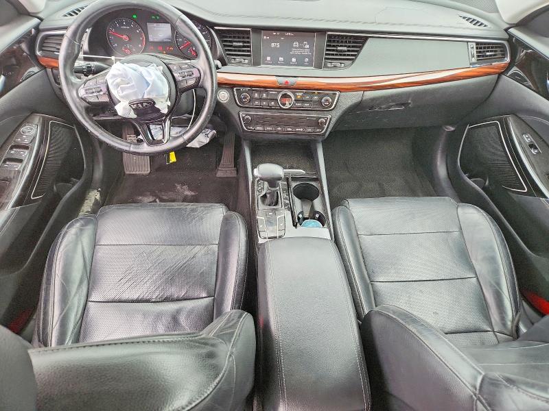 2017 KIA CADENZA PREMIUM — Фото 8 из 12