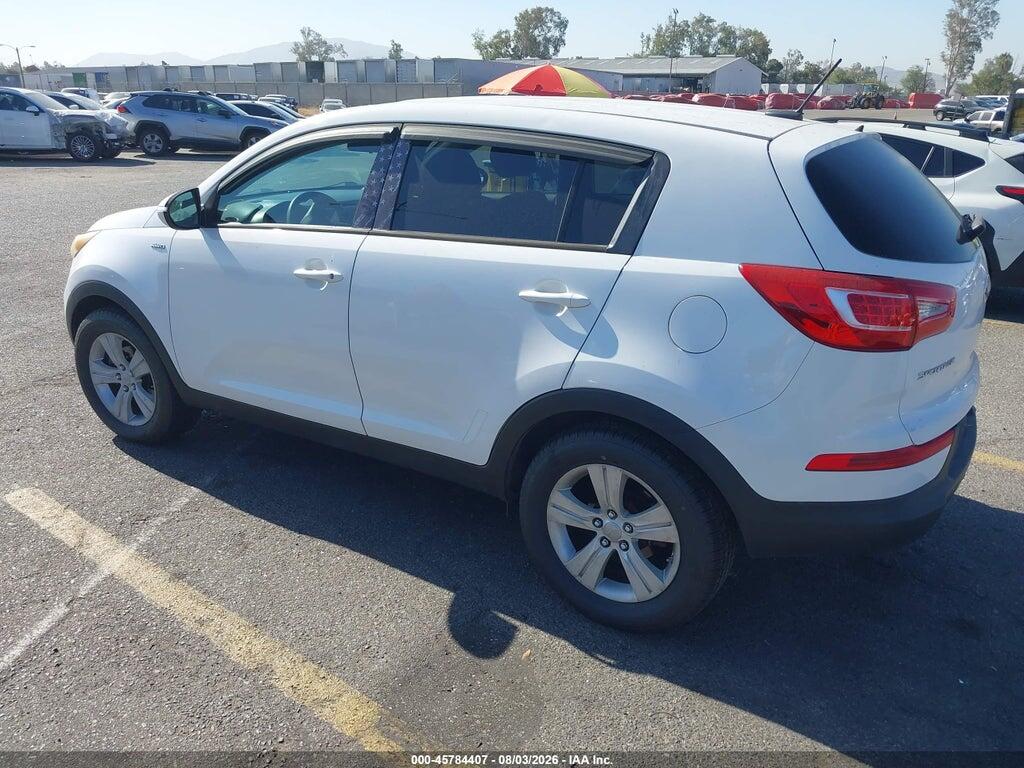 KNDPBCA22D7449557 2013 KIA SPORTAGE photo no. 3