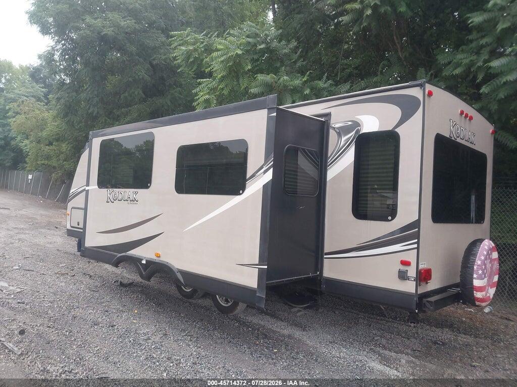 47CTS5P28DK172149 2013 DUTCHMEN KODIAK 263RLSL TRAVEL TRAILER photo no. 3