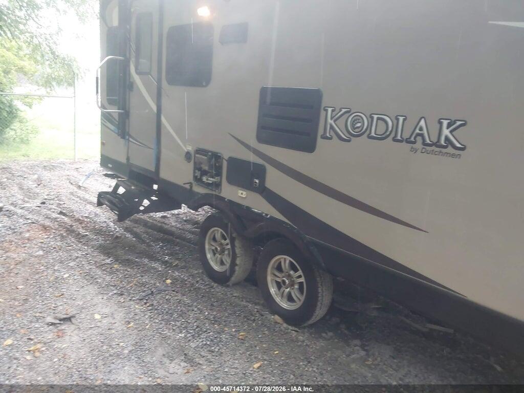 47CTS5P28DK172149 2013 DUTCHMEN KODIAK 263RLSL TRAVEL TRAILER photo no. 6