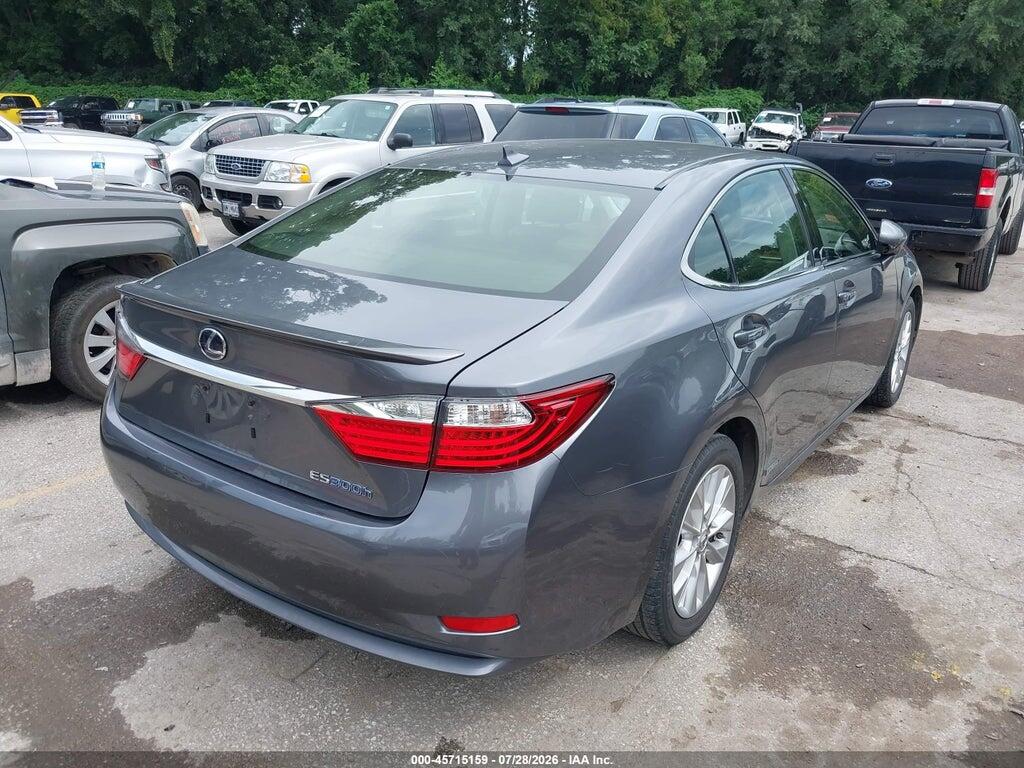 JTHBW1GG9D2005013 2013 LEXUS ES 300H photo no. 4