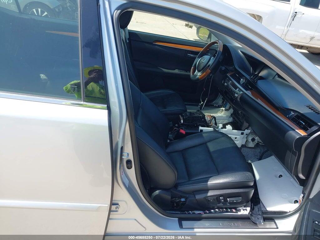 JTHBW1GG7D2028368 2013 LEXUS ES 300H photo no. 5