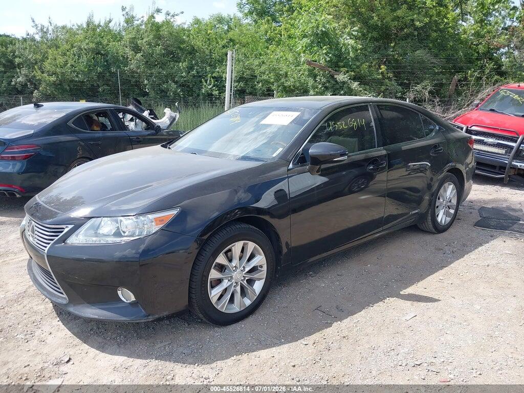 JTHBW1GG7D2006595 2013 LEXUS ES 300H photo no. 2