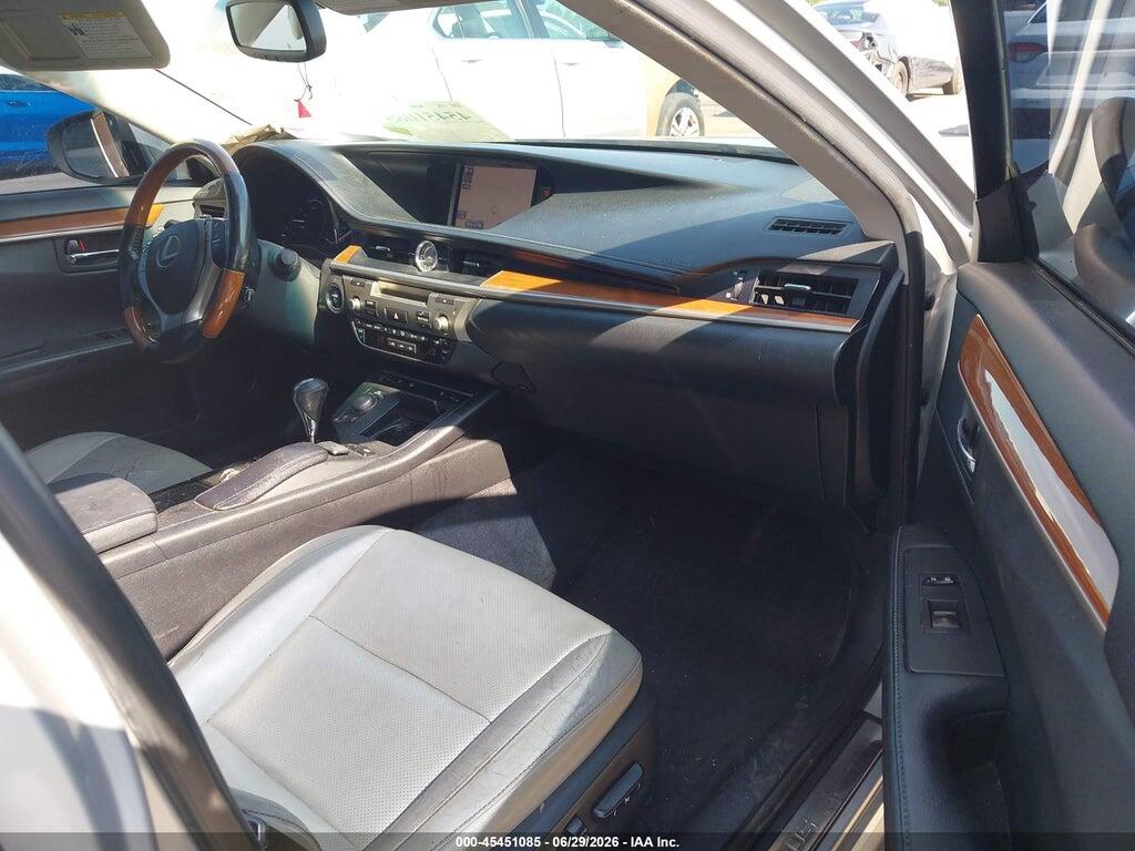 JTHBW1GG5D2023640 2013 LEXUS ES 300H photo no. 5