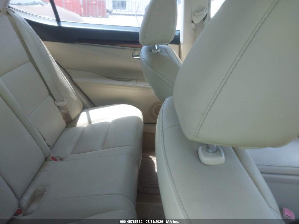 JTHBK1GG3D2057300 2013 LEXUS ES 350 photo no. 8