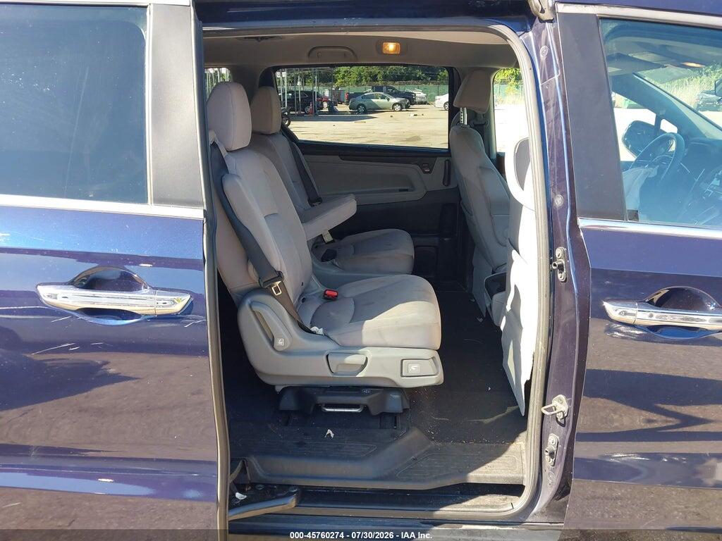 5FNRL6H5XJB048805 2018 HONDA ODYSSEY photo no. 8