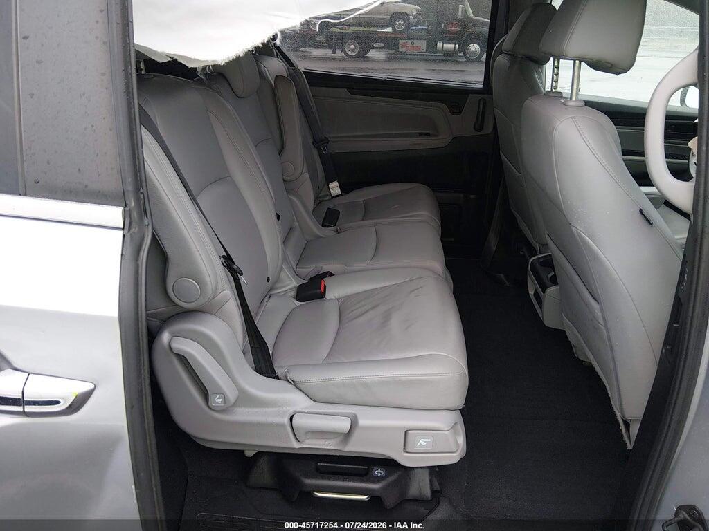 5FNRL6H75JB039009 2018 HONDA ODYSSEY photo no. 8