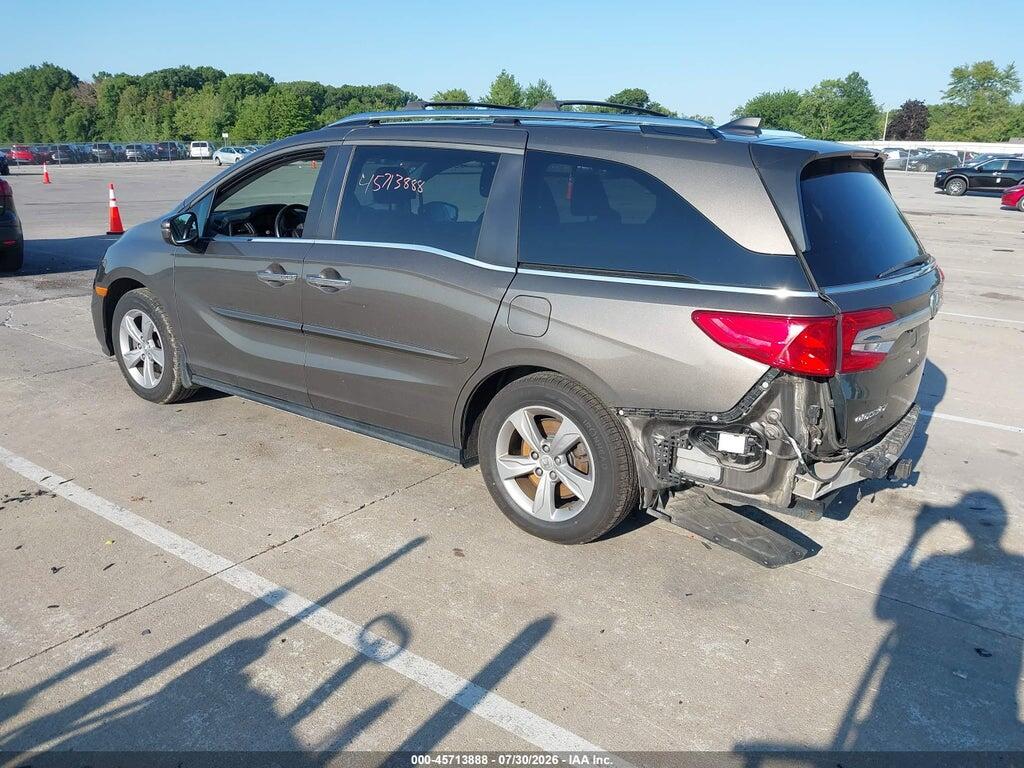 5FNRL6H79JB084924 2018 HONDA ODYSSEY photo no. 3