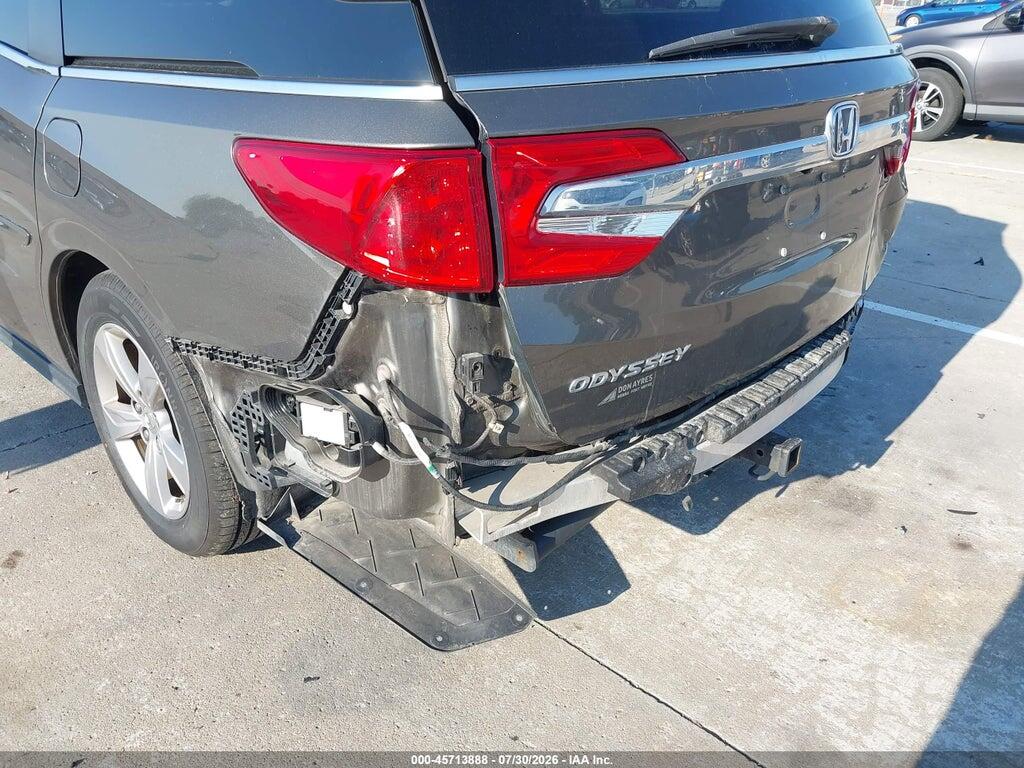 5FNRL6H79JB084924 2018 HONDA ODYSSEY photo no. 6