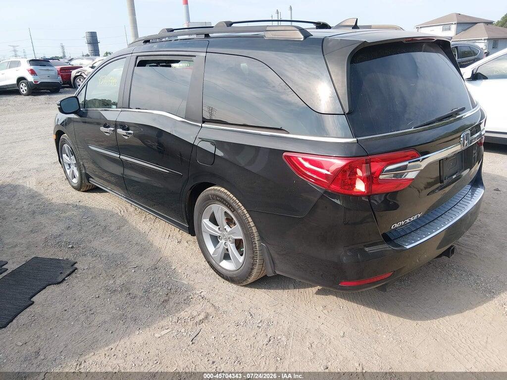 5FNRL6H70JB098002 2018 HONDA ODYSSEY photo no. 3