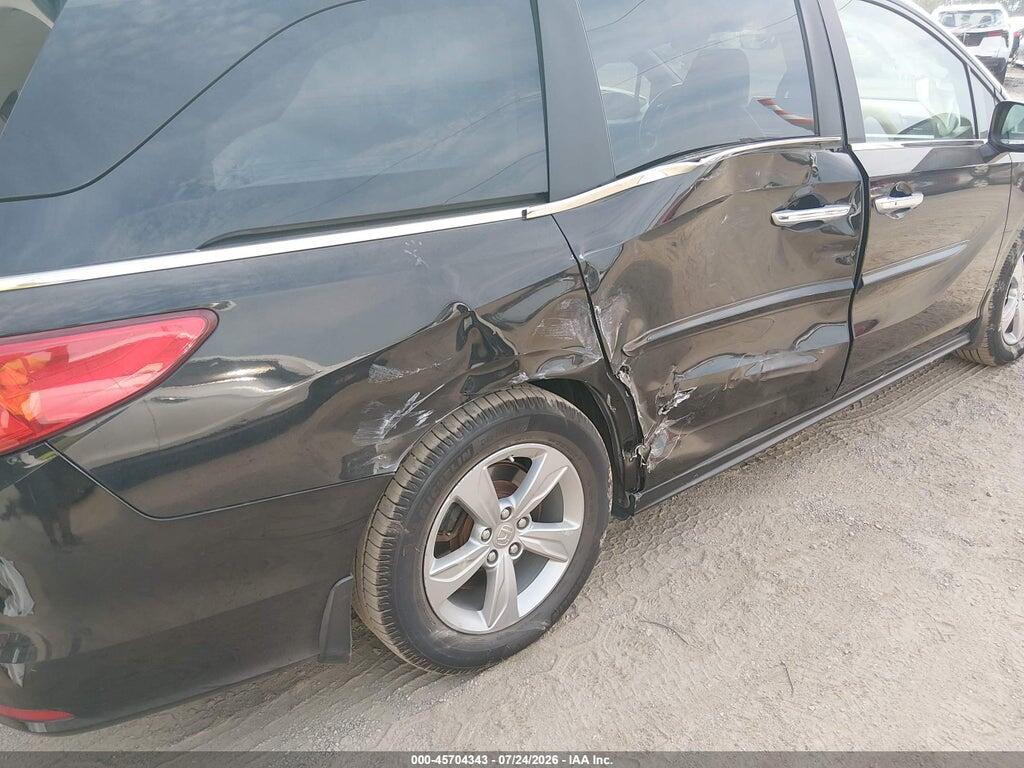 5FNRL6H70JB098002 2018 HONDA ODYSSEY photo no. 6