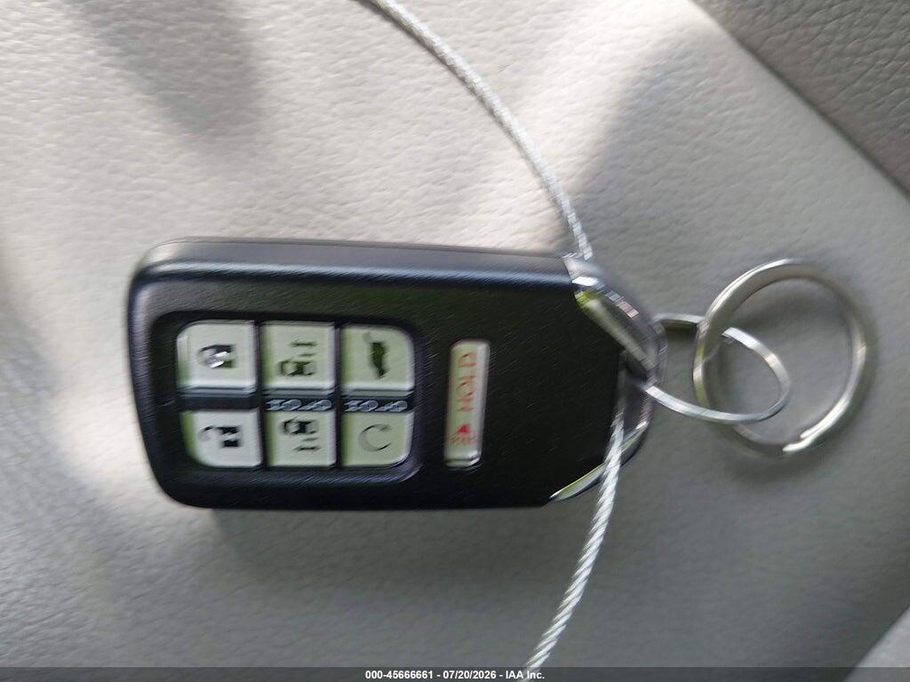5FNRL6H79JB082039 2018 HONDA ODYSSEY photo no. 11