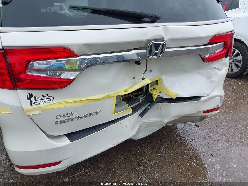 5FNRL6H24JB065704 2018 HONDA ODYSSEY photo no. 6