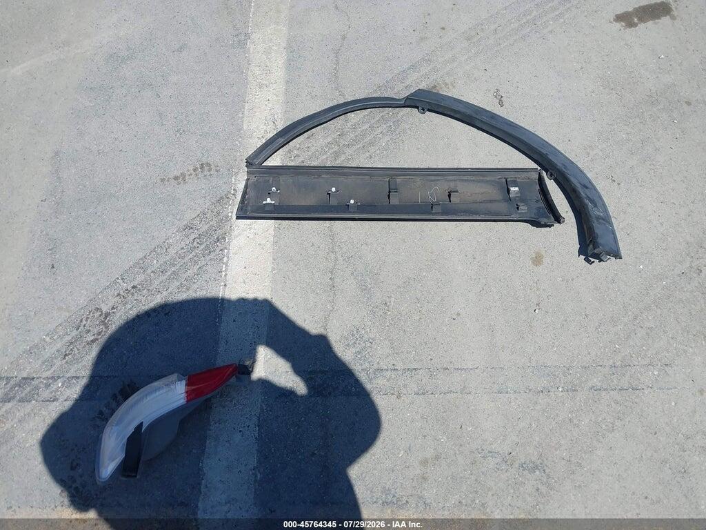 5FNYF5H57JB001650 2018 HONDA PILOT photo no. 12