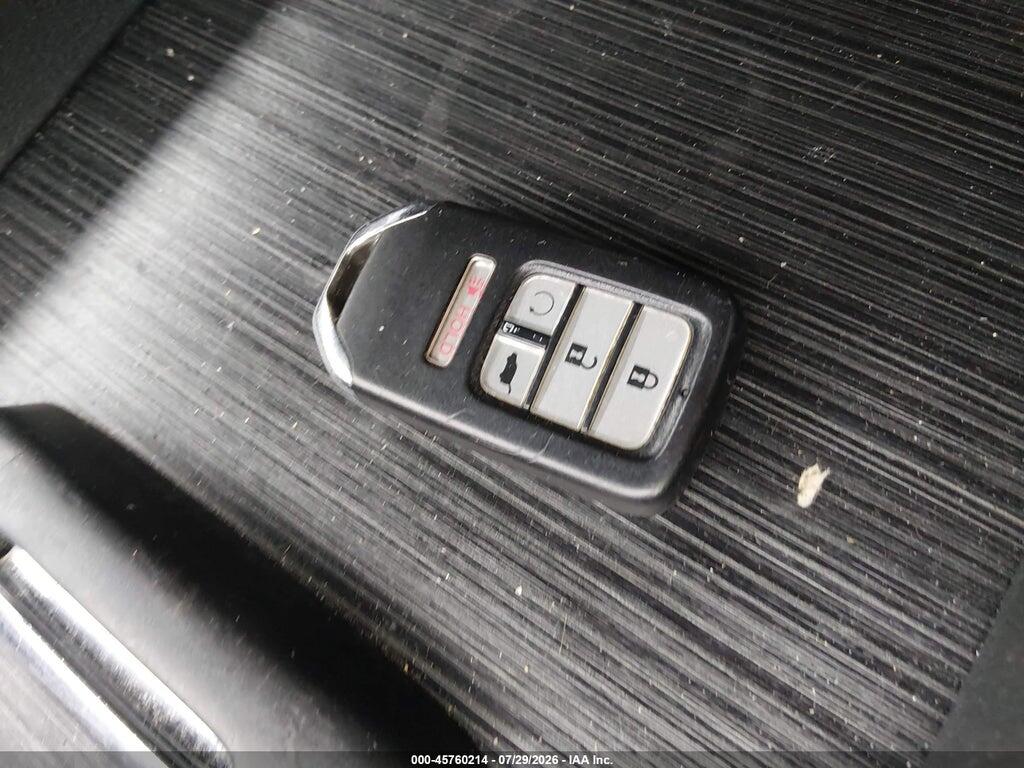 5FNYF6H02JB003008 2018 HONDA PILOT photo no. 11