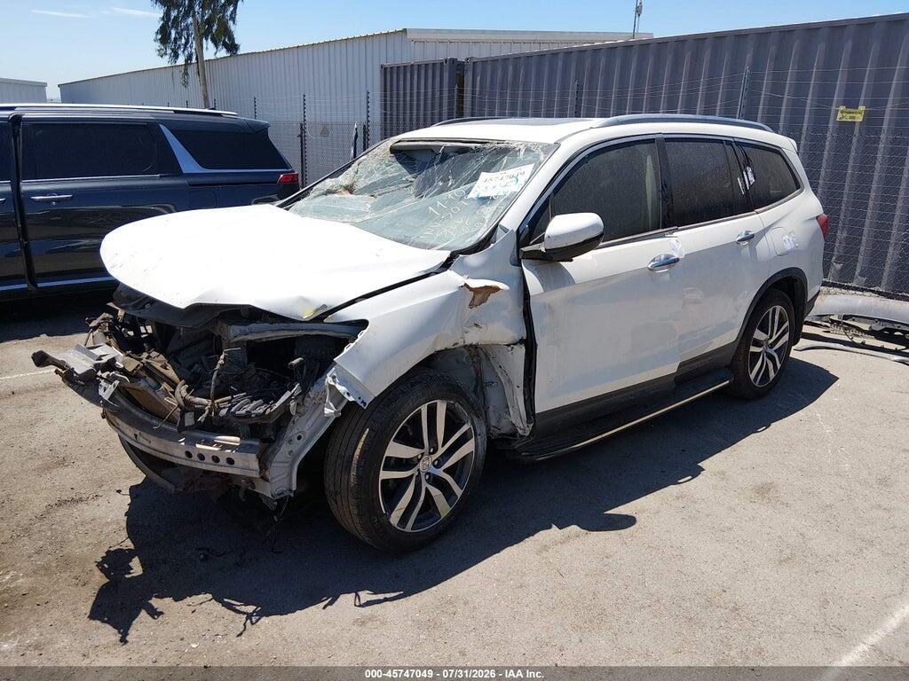 5FNYF6H06JB003027 2018 HONDA PILOT photo no. 2