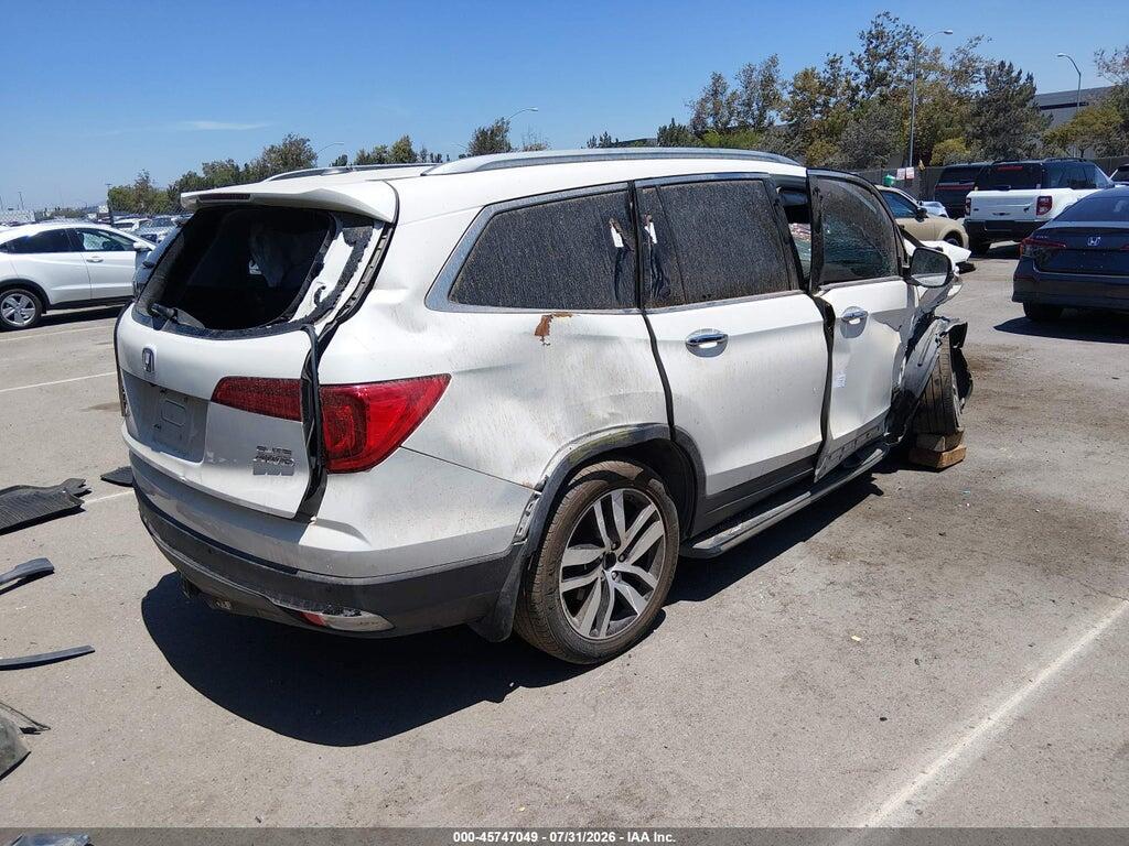 5FNYF6H06JB003027 2018 HONDA PILOT photo no. 4
