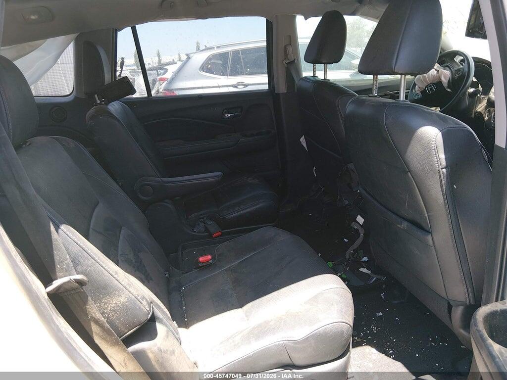 5FNYF6H06JB003027 2018 HONDA PILOT photo no. 8