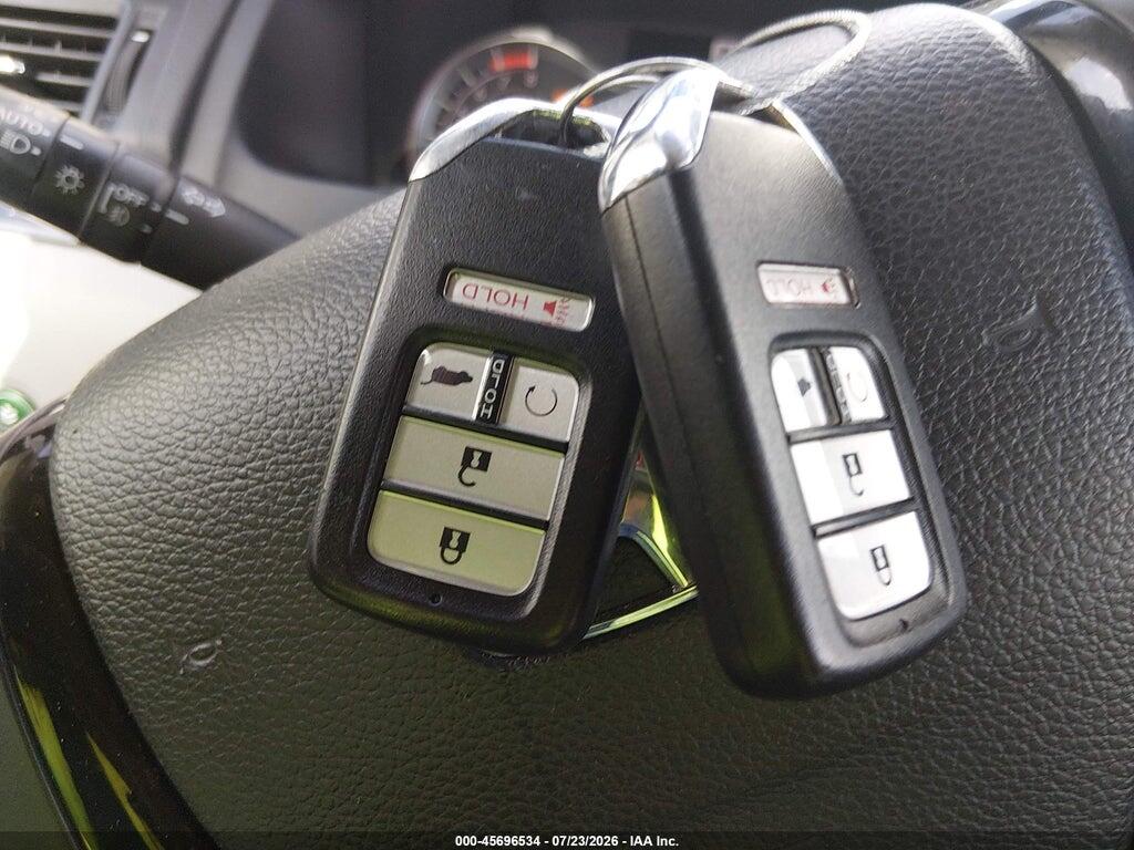 5FNYF5H95JB006462 2018 HONDA PILOT photo no. 11