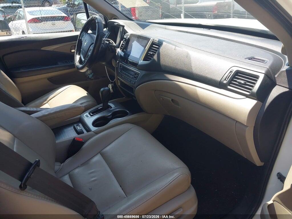 5FNYF6H56JB020633 2018 HONDA PILOT photo no. 5