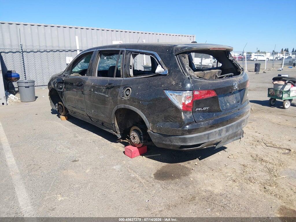 5FNYF5H58JB024130 2018 HONDA PILOT photo no. 3