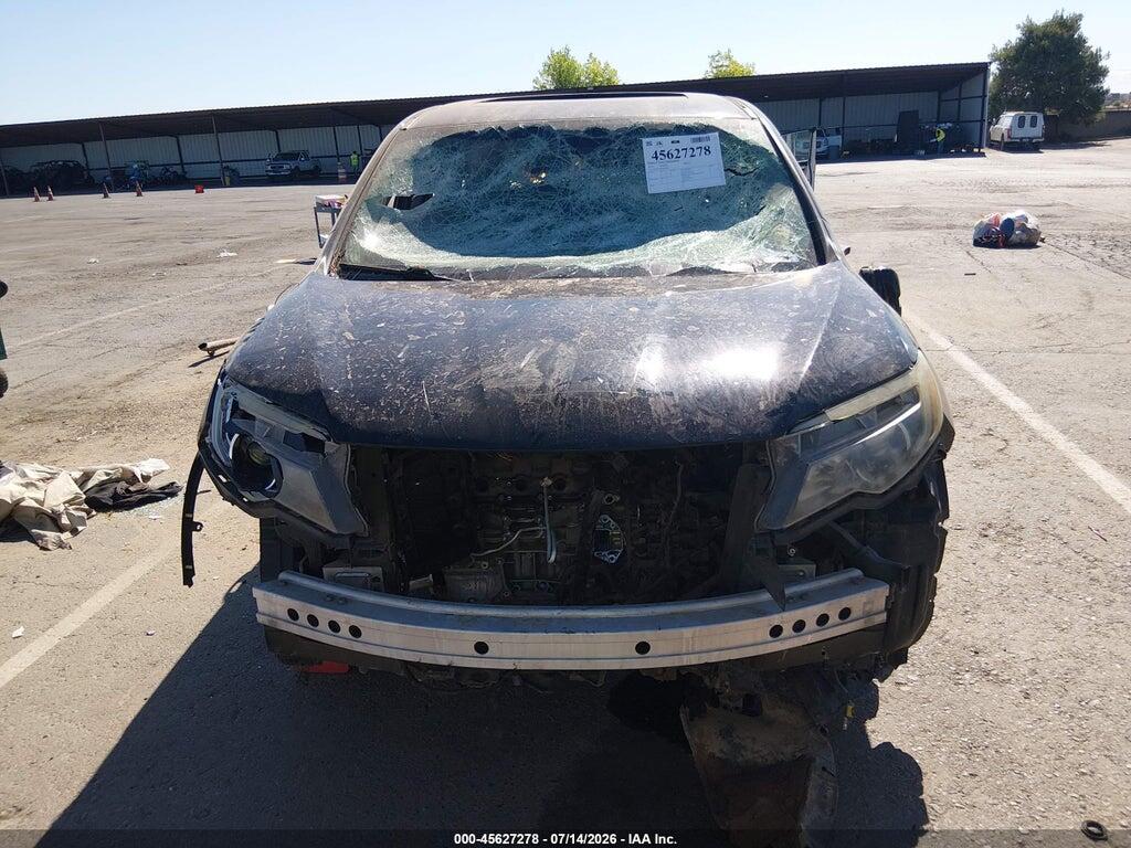 5FNYF5H58JB024130 2018 HONDA PILOT photo no. 6