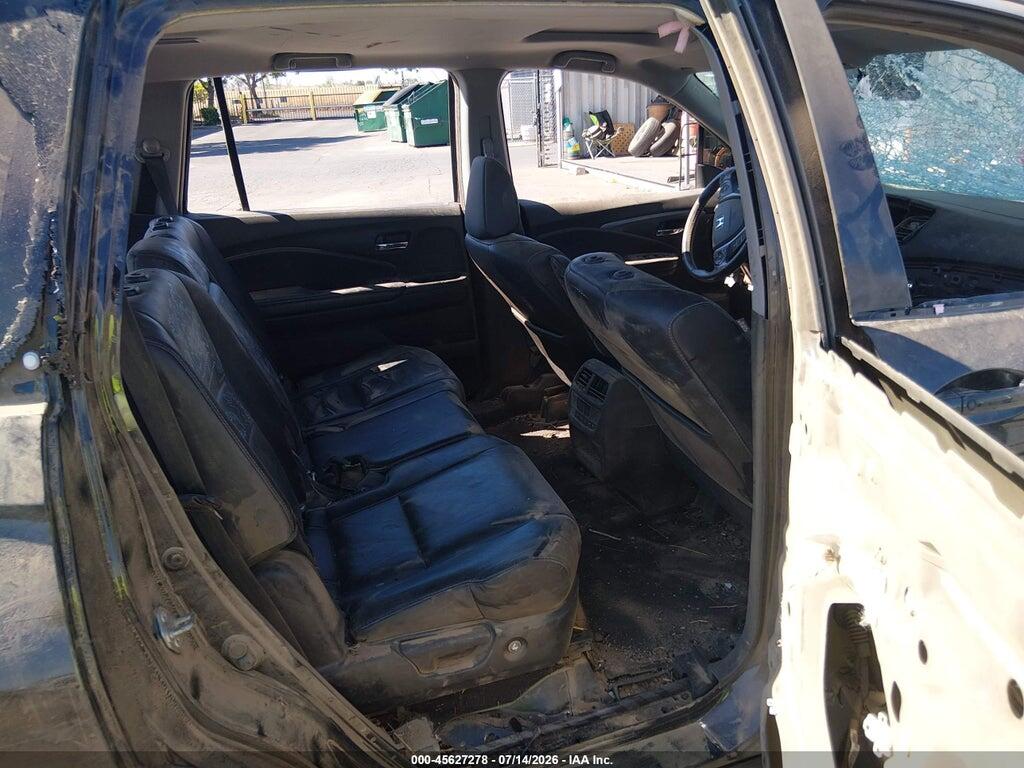 5FNYF5H58JB024130 2018 HONDA PILOT photo no. 8