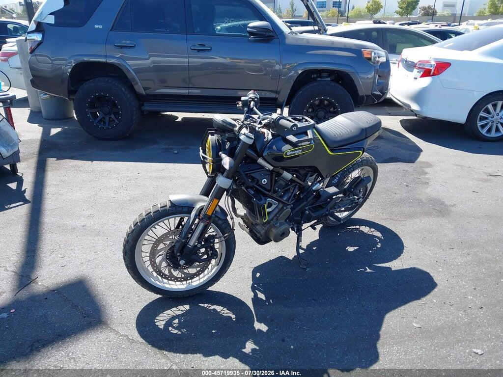 VBKUNJ406KM266197 2019 HUSQVARNA SVARTPILEN 401 photo no. 2