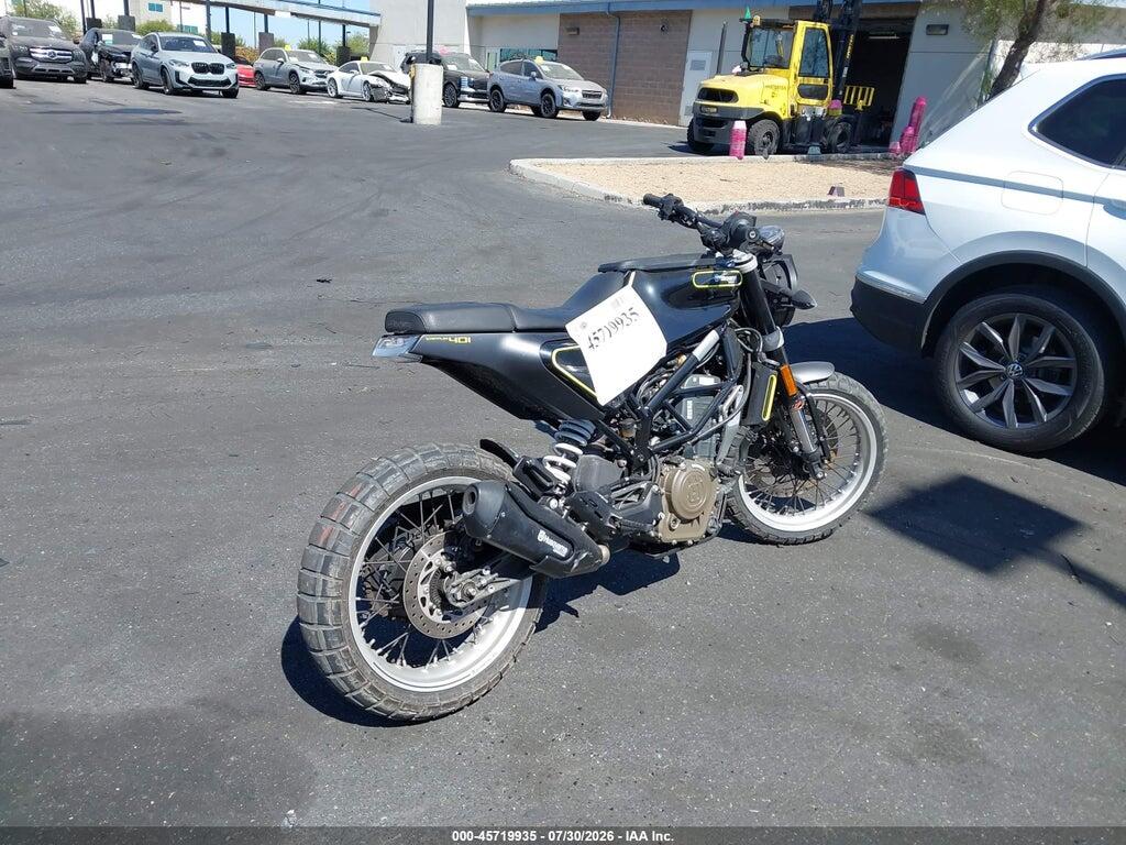 VBKUNJ406KM266197 2019 HUSQVARNA SVARTPILEN 401 photo no. 4
