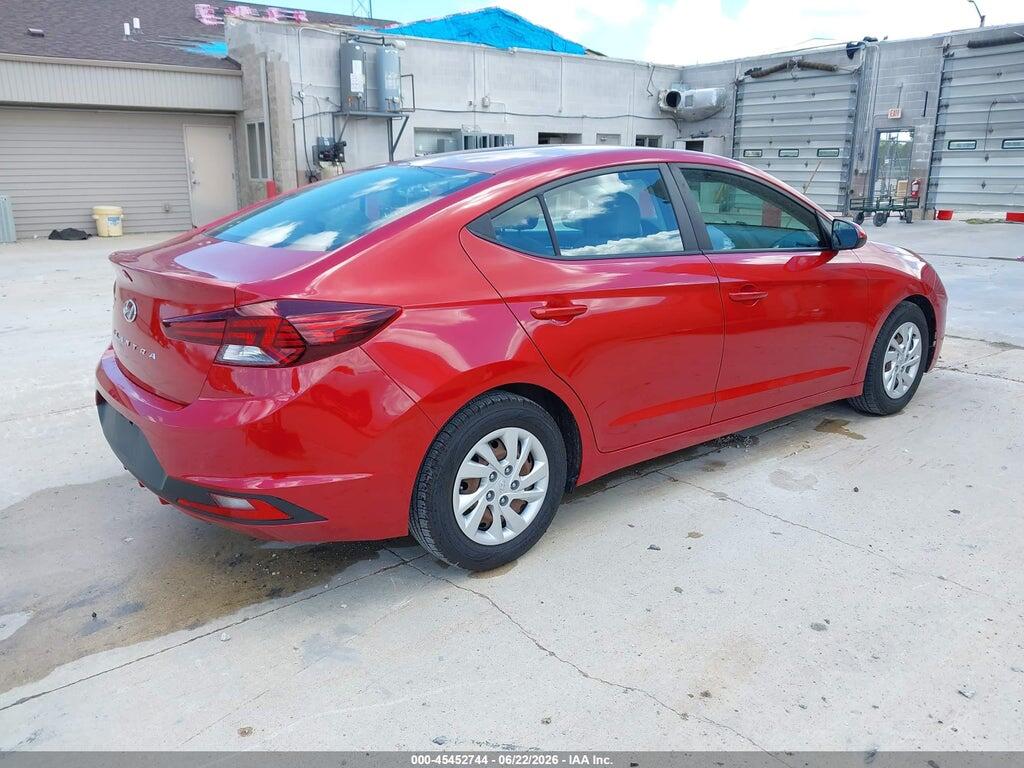 5NPD74LF2KH496817 2019 HYUNDAI ELANTRA photo no. 4