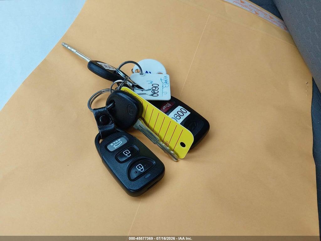 5NPD74LF9KH486463 2019 HYUNDAI ELANTRA photo no. 11