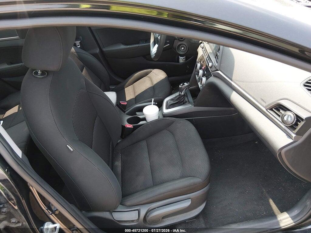 5NPD74LF0KH484164 2019 HYUNDAI ELANTRA photo no. 5